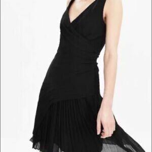 Banana Republic NWT black pleated dress🖤